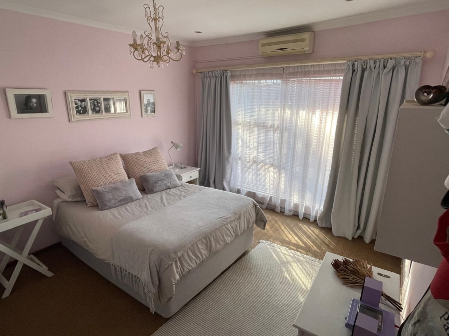 4 Bedroom Property for Sale in Suidrand Free State